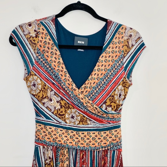 ANTHRO MAEVE Tamera Wrap Dress in Red Motif - Picture 3 of 14